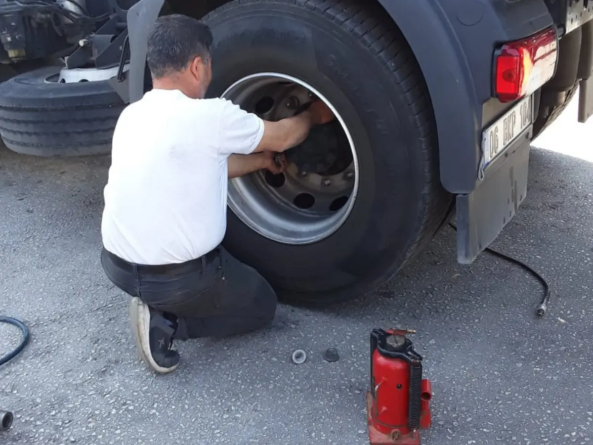 Perşembe Oto Lastikçi